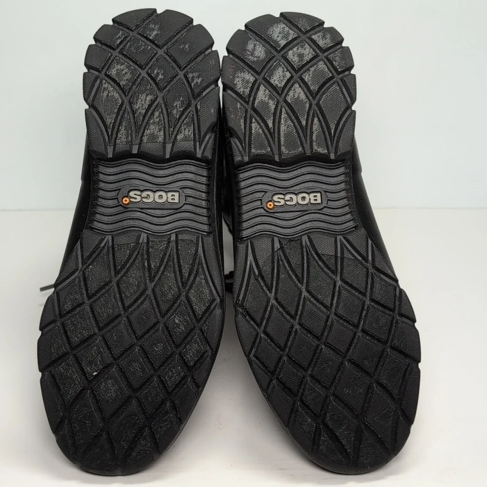 Bogs black amanda plush insulated waterproof rain boot women's size 6 EU 37
